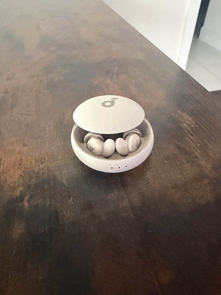 Sleep Bundle – Soundcore Sleep Earbuds + Therabody SleepMask