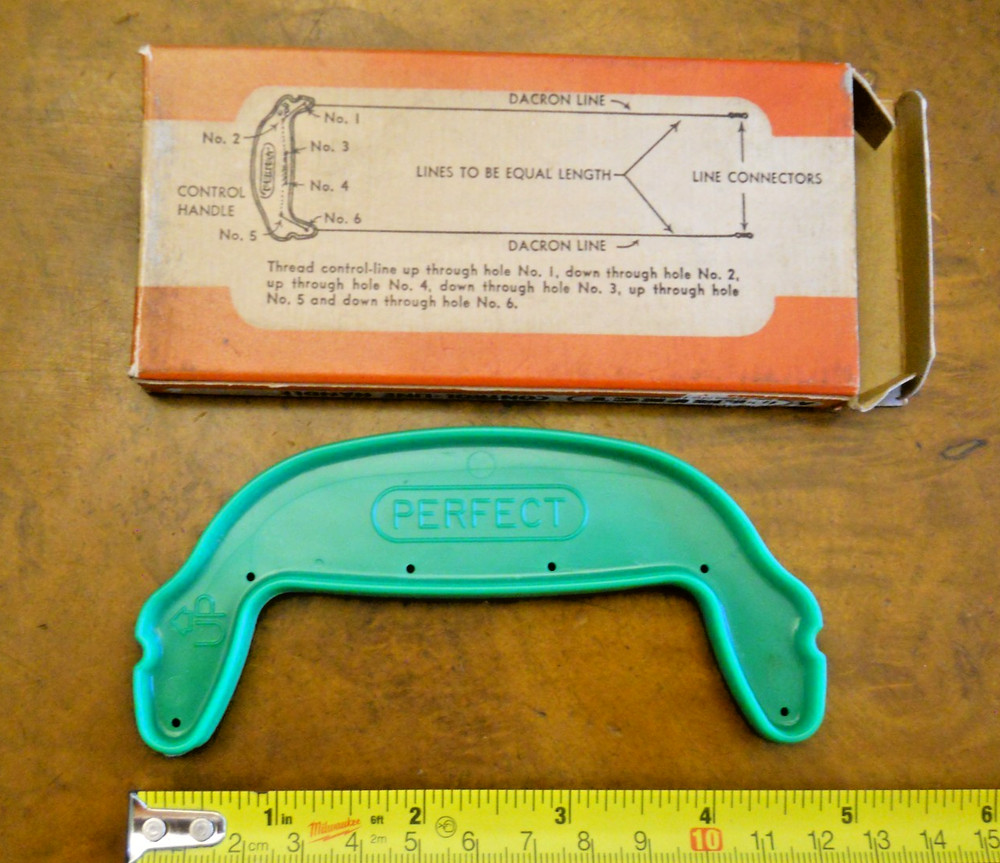 PERFECT #25 1/2A U-CONTROL MODEL CONTROL HANDLE (NEW IN BOX)