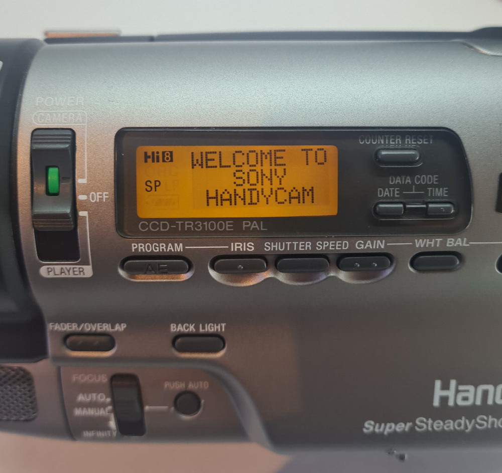 Sony CCD-TR3100E Handycam Video 8 Camcorder Bundle Fully Working