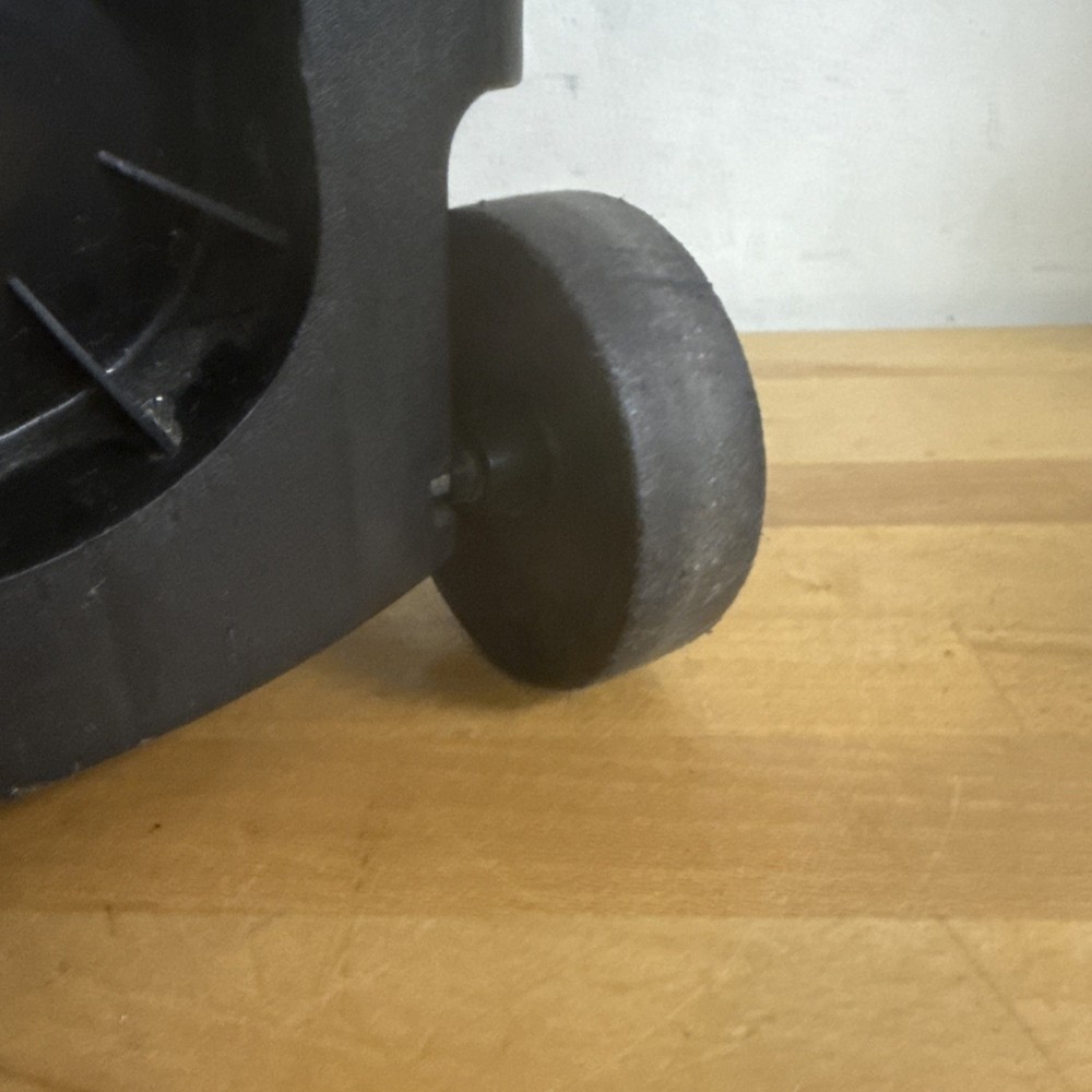 KR Select 11 Single Ball Bowling Bag Black - Wheeled Rolling -Extendable Handle