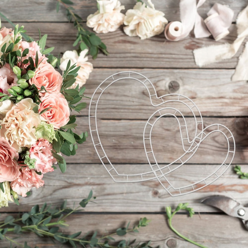 Heart Shaped Bouquet Flower Arranger Holder Wreath Frame Artificial