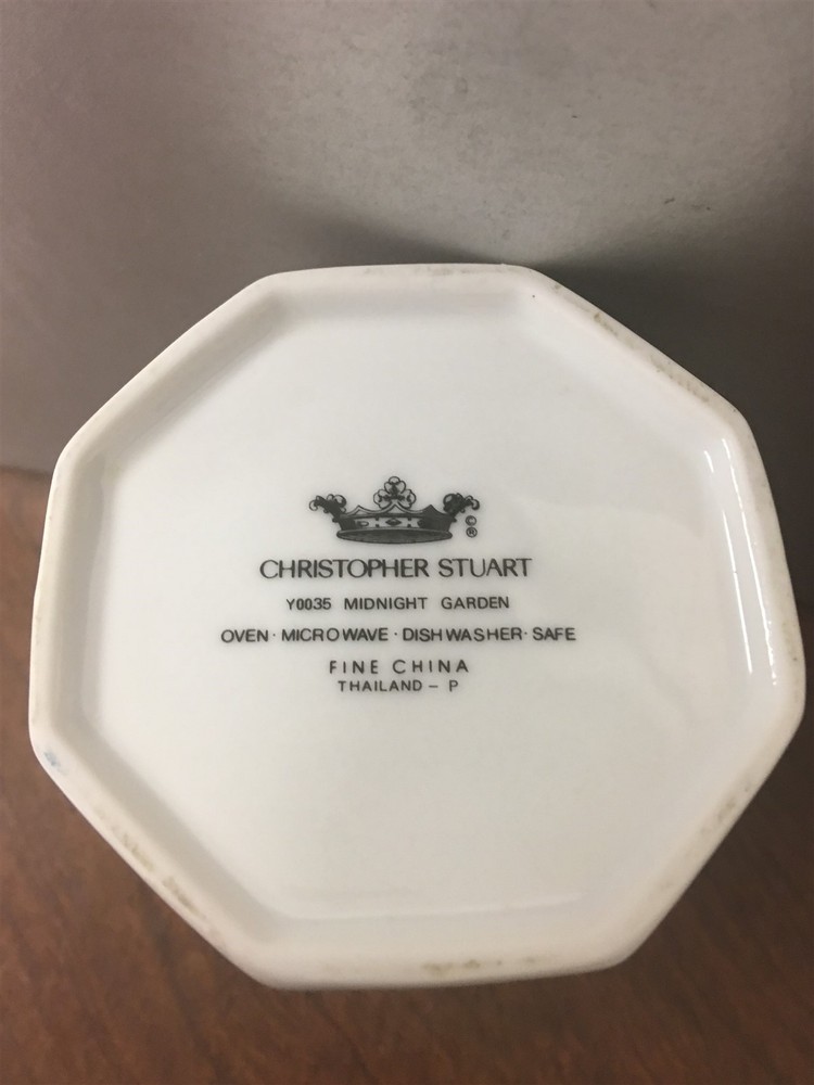 Christopher Stuart Midnight Garden Y0035 Creamer