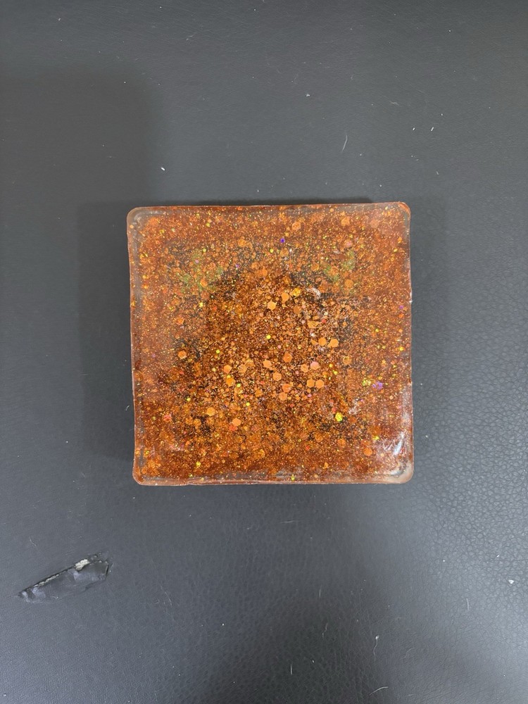 High maintenance Ashtray