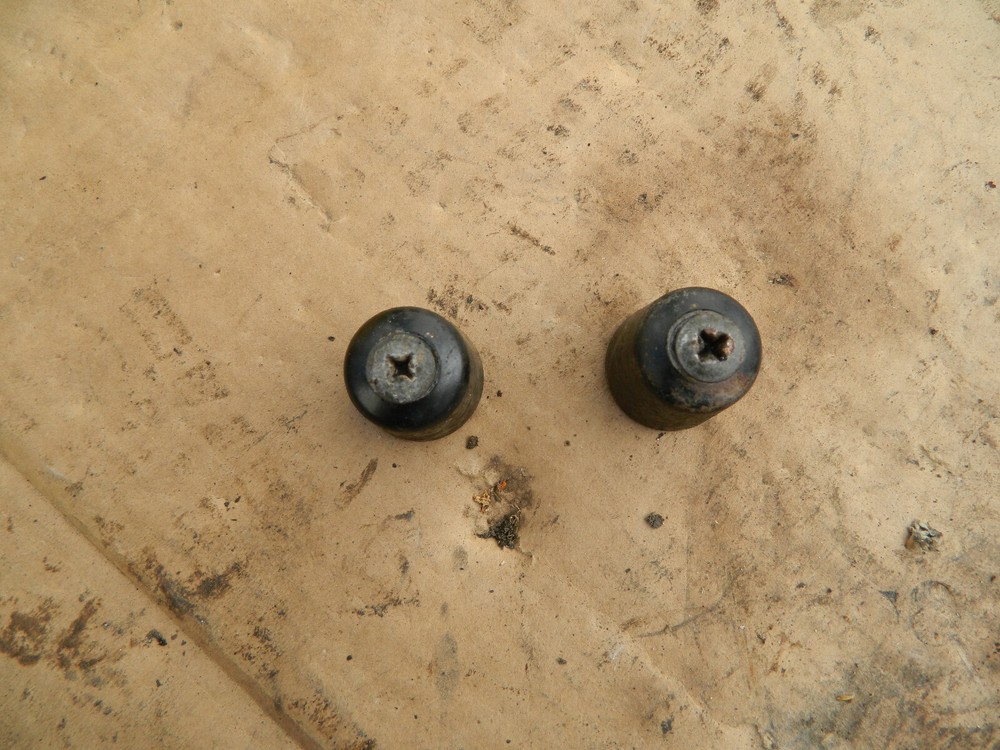 Handle bar end weights for a Kawasaki ZZR 1100