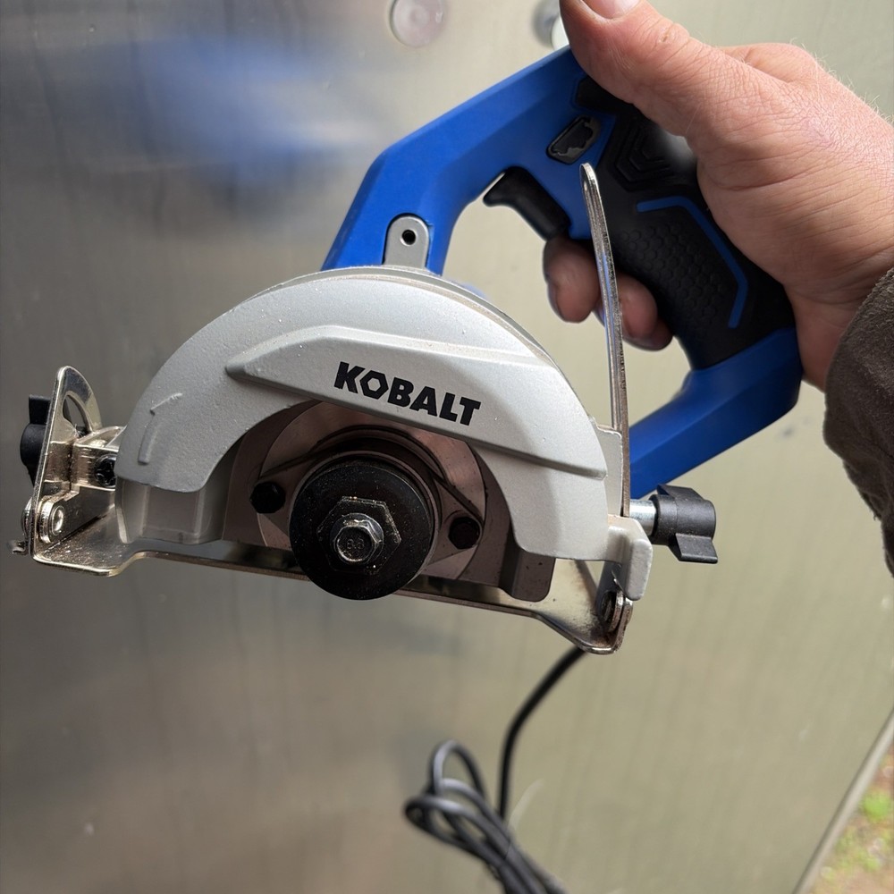 Kobalt 4-in Handheld Tile Saw (59207)
