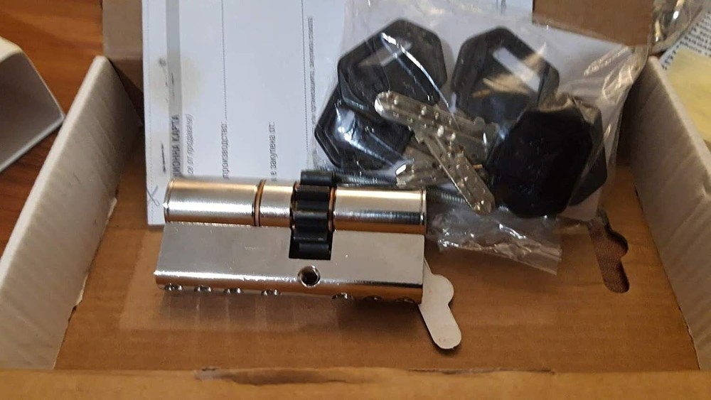 CODKEY Bilateral L29 /Cylinder Lock with Cogwheel/with 5 Keys