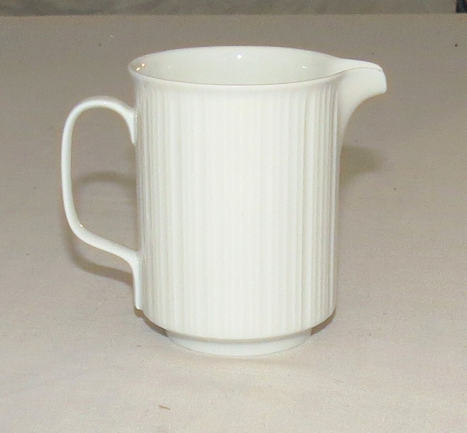 Rosenthal Secunda Cobalt 3.1/8 inch tall Mini Creamer - Excellent