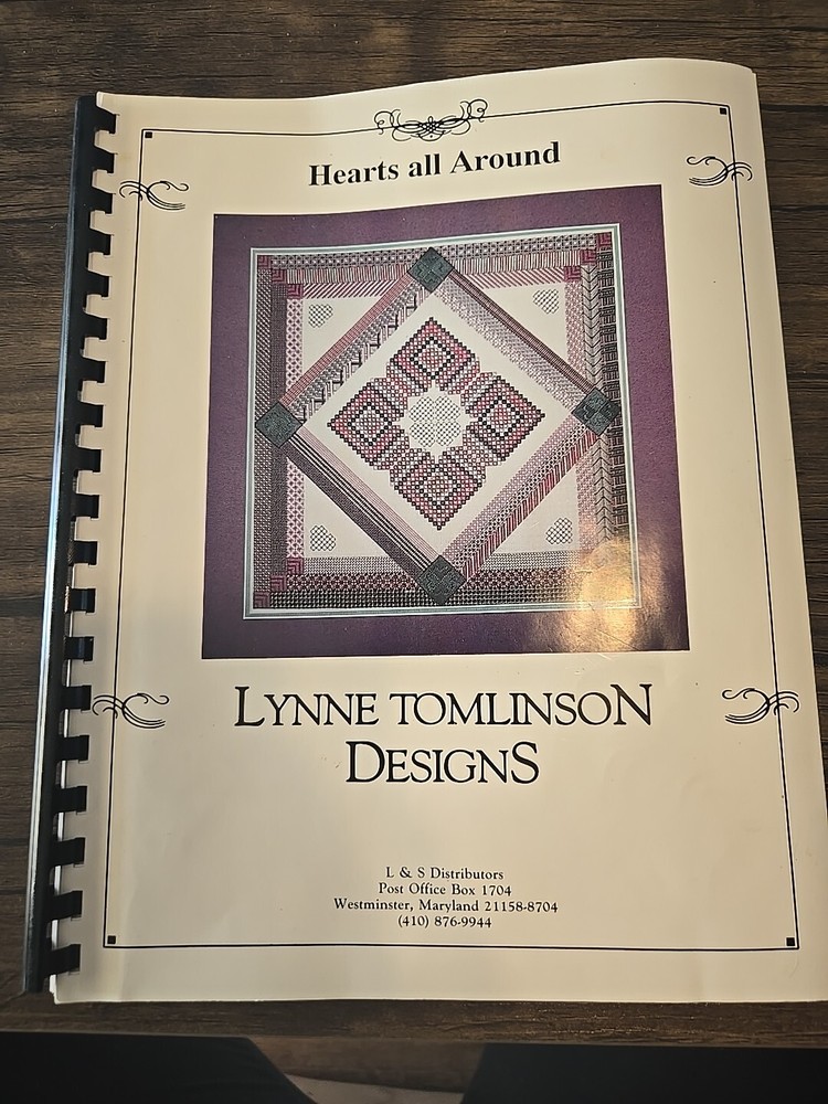 Lynne Tomlinson Designs Hearts All Around Needlepoint Bound PATTERN Book