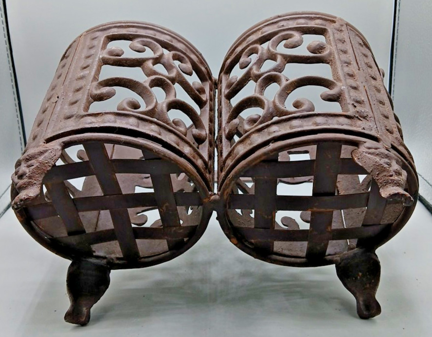 Cast Iron Two Bottles Holder