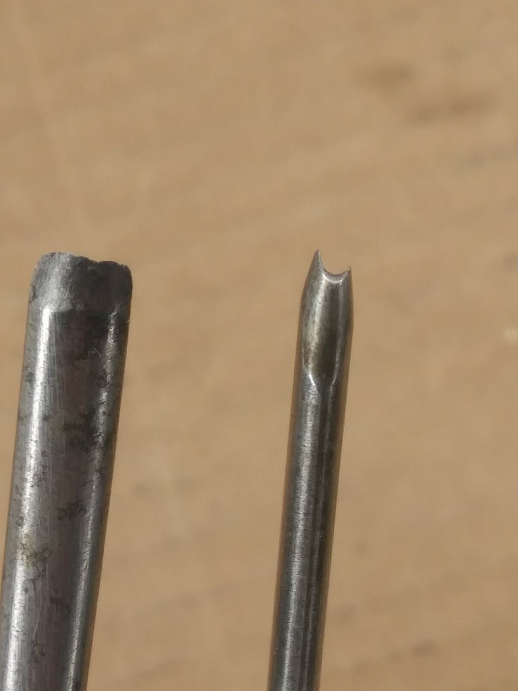 IV93 Lot of 4 Buck Gouges Chisels 3/16", (2) 5/16" & A Vee