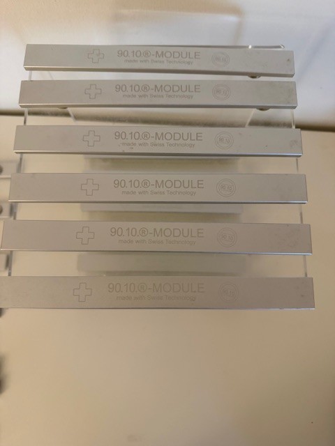 2x 9010 Cube Swiss Modular Systems 90.10® Modules