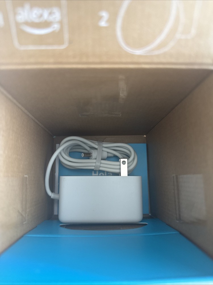 Amazon - Echo Pop (1st Generation) Smart Speaker with Alexa - Glacier White