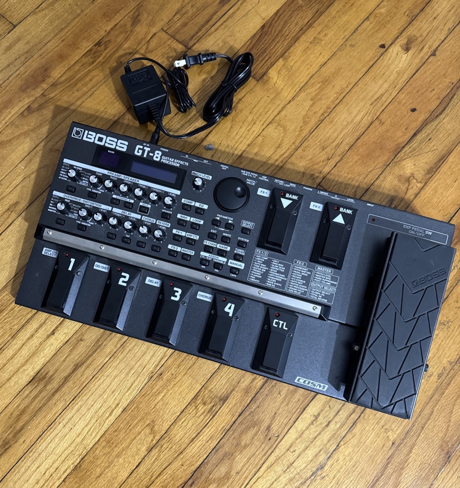 BOSS GT-8 Guitar Effects Processor Multi Guitar Effect Pedal