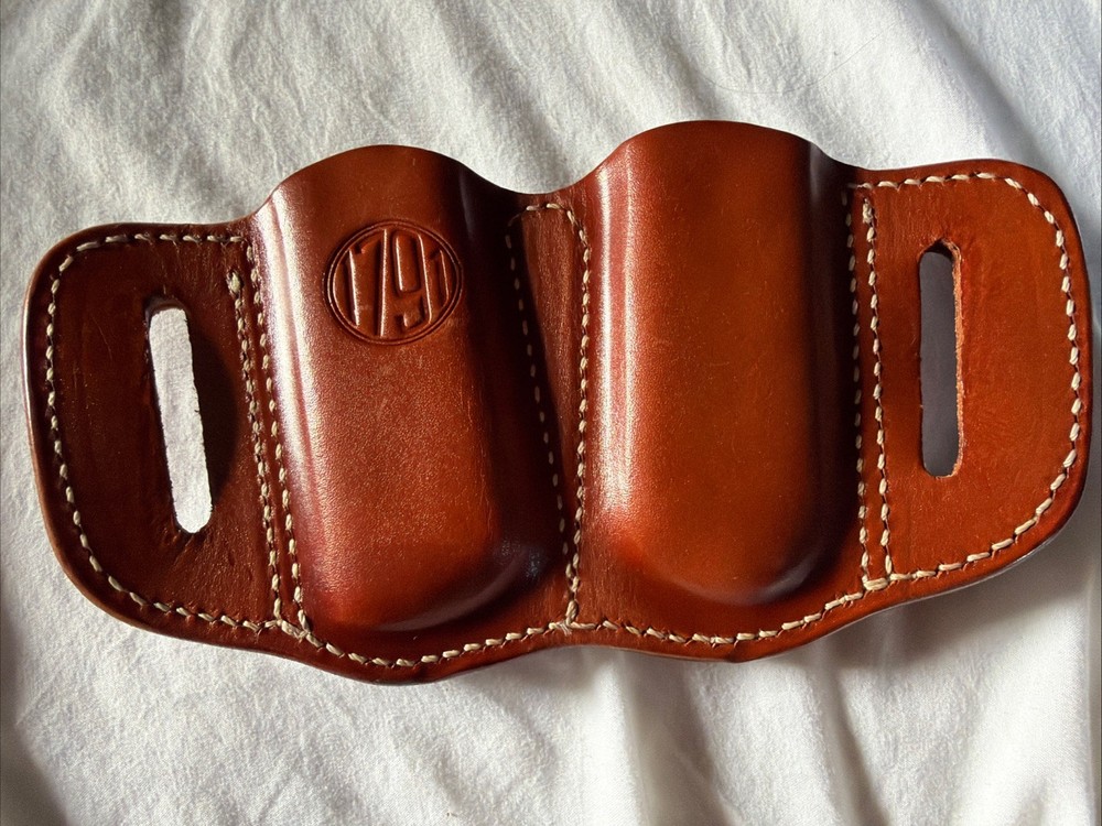 1791 Leather Double Magazine Belt Slide Holder Fits 2 Single Stack Magazines