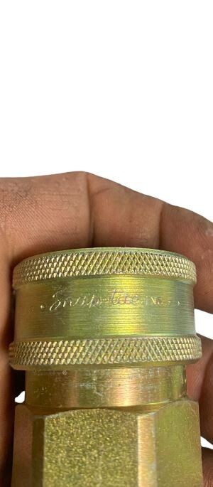 Snap Tite VHC-8-8F Coupler