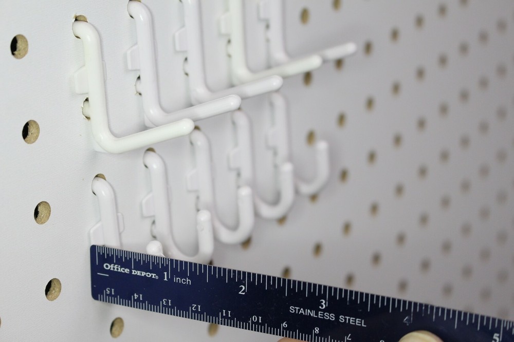 Plastic White J & L Style Pegboard Hooks Kit - 150 Pack PEGBOARD NOT INCLUDED