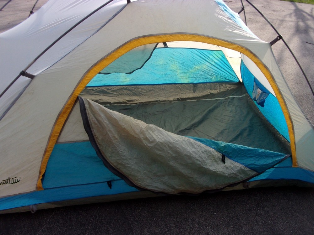 GANDER MOUNTAIN TENT