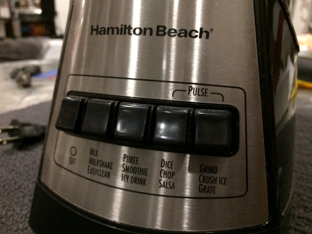 HAMILTON BEACH BLEANDER