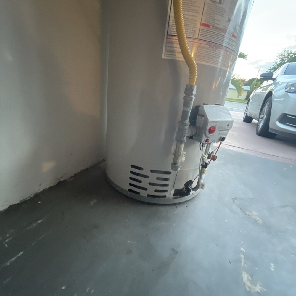 Bradford White RG240T6N 40 Gallon Atmospheric Vent Natural Gas Water Heater