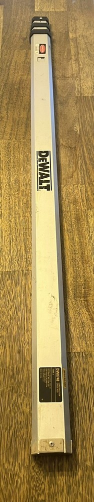 DeWALT DW0748 8' Foot Aluminum Construction Grade Rod