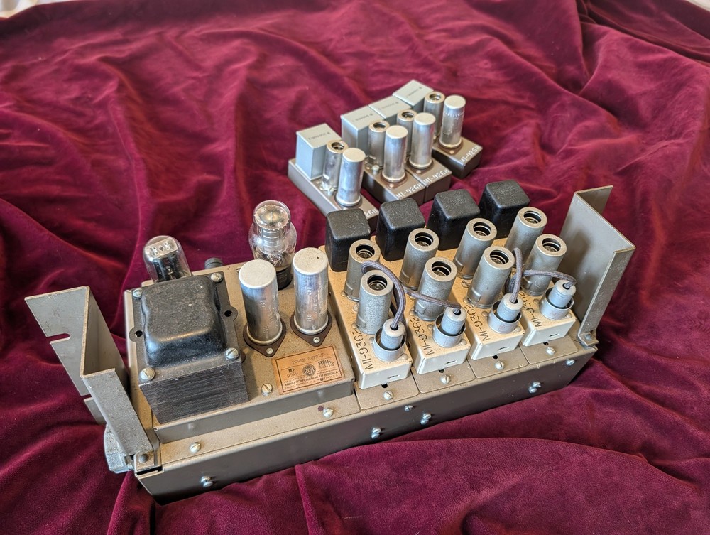 4x rca mi-9362 preamp  modules  mi-9519 power supply and 4x mi-9268 input modul