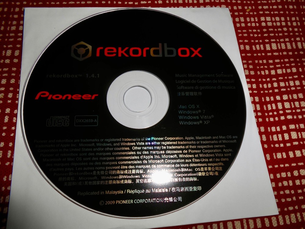 Pioneer DCJ-350 MULTIPLAYER MUSIC MANAGMENT SOFTWARE CD ONLY