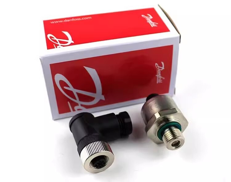 1pcs Danfoss Pressure Transmitter Sensor DSTP140 075G1093 0-16bar