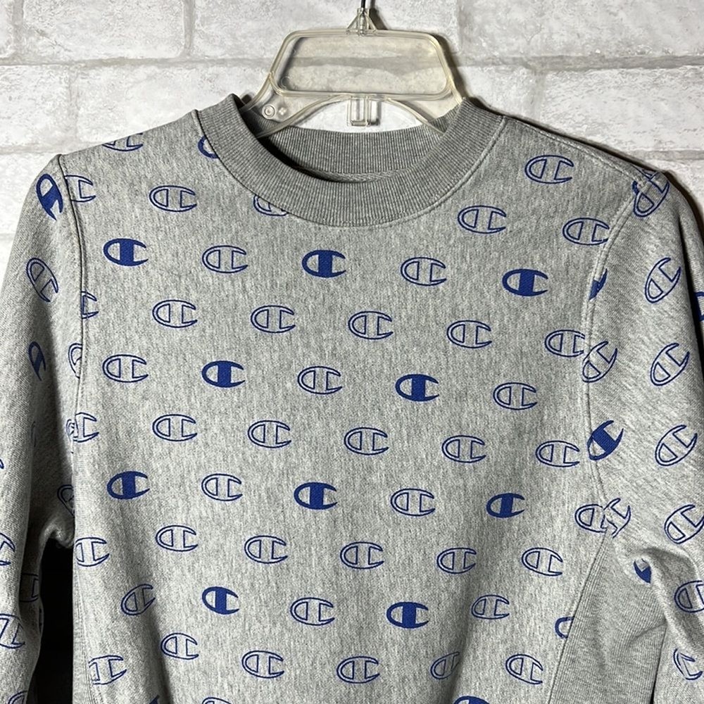 Champion reverse weave sweatshirt size XS