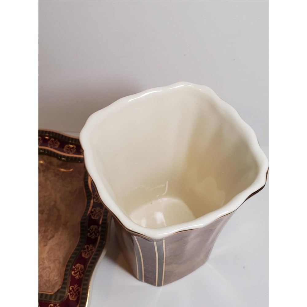 Tumbler and Dish Holder