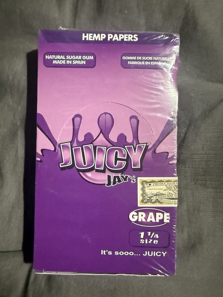 Juicy Jay’s Grape Flavor Rolling Papers 24 Pack Display Case