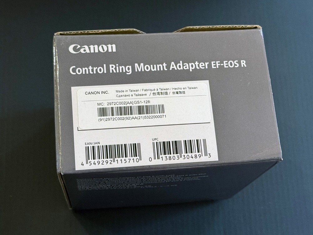 Canon Control Ring Mount Adapter EF-EOS R NEW IN BOX