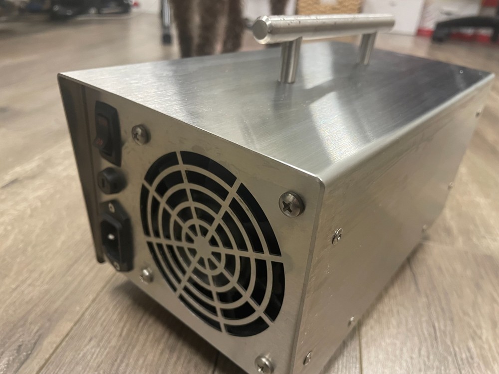 Commercial Grade OZ-3500 Ozone Generator