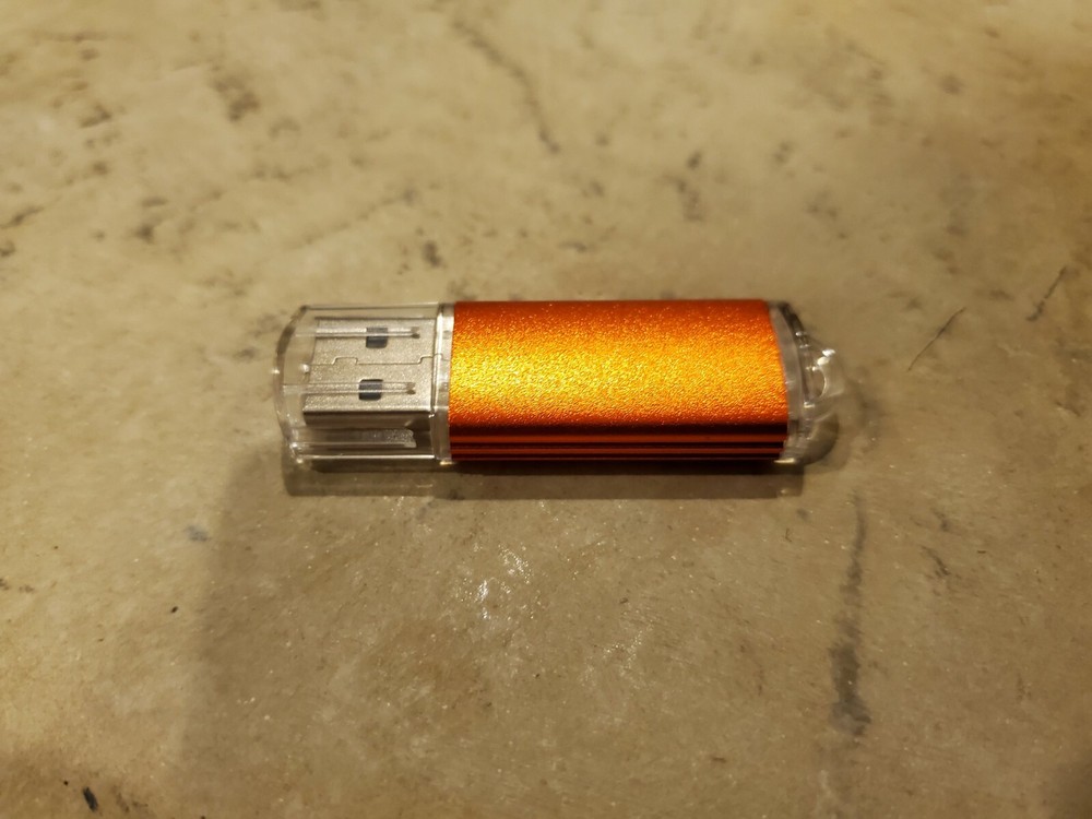 Knoppix Linux Bootable OS v8.6 "Original Live Operating System" 16G USB Stick