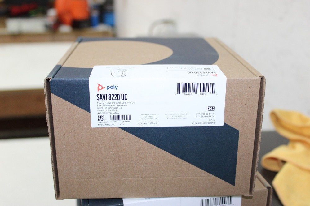 New Poly Savi 8220uc HEADSET