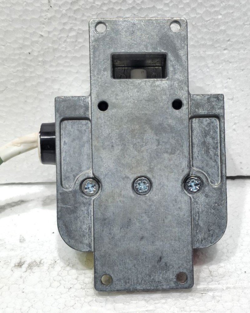 MAGNET E2V EEV MG5436 0070768 EEV MEGNATRON UK