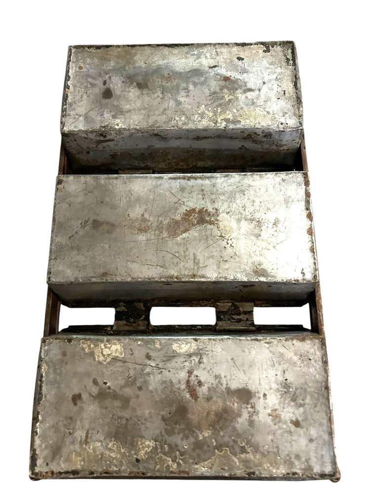 Antique Metal Loaf Bread Triple Baking Pan Rustic Decor