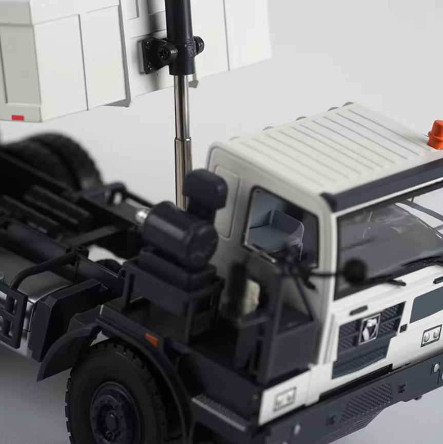 1:35 XCMG UEG/E10-090 Mining Dump Truck Dumper Construct Machine Diecast Model