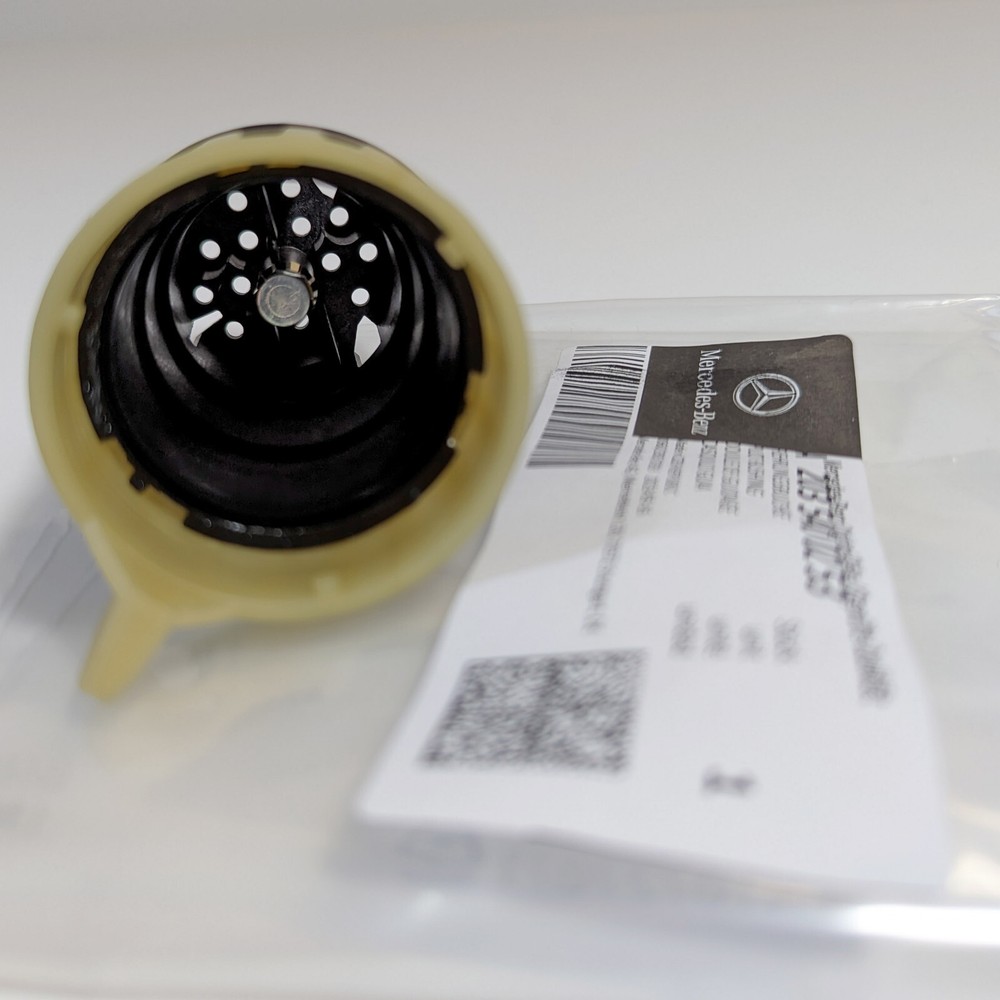 UPDATED Genuine Mercedes E280 2007 Transmission Connector Data Plug Bushing OEM