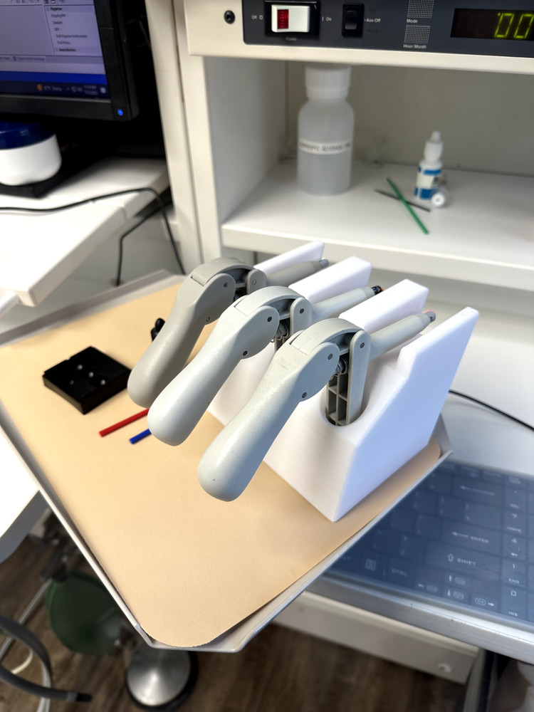 Triple Dental Composite Gun Holder