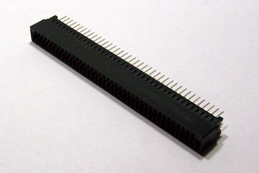 AMP 2-530843-0 Standard Edge II Connector