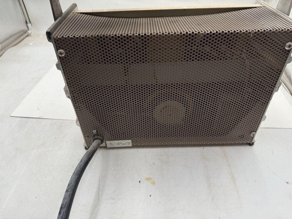 Staco Model: E1010VA AC Power Supply