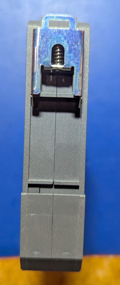 GM International D1092D Relay Output Module 2 Channels. NEW!