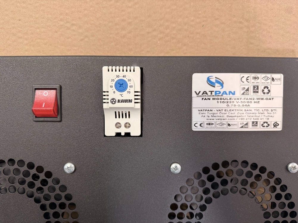 2-Fan Cooling Ventilation Wall-Mounted Server Rack Module w/ Analog Therm On/Off
