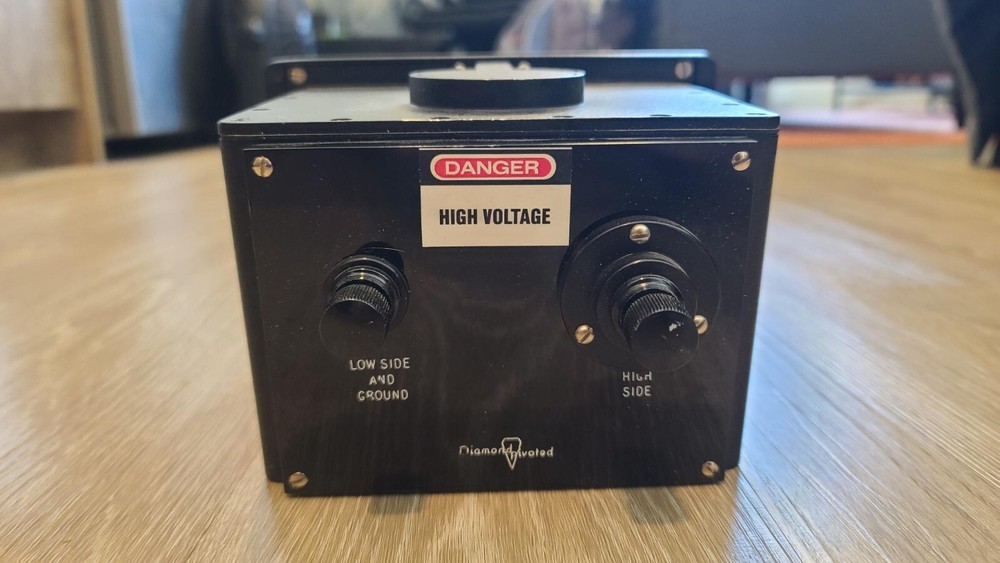 ESDEW-5A 5kV Panel Mount Electrostatic Voltmeter