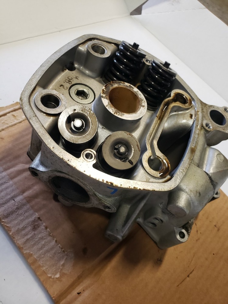 1981 Honda GL 500  cylinder head LEFT side GL500