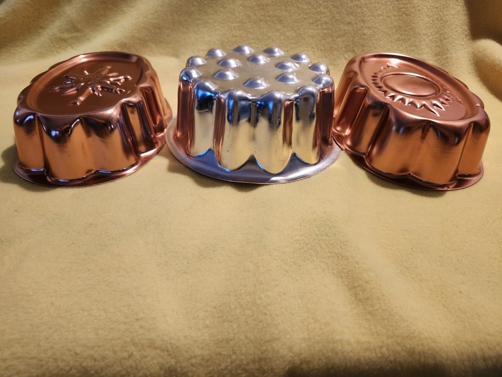 Decorative Baking Set.  Cooper Looking Pans With Design And Hanging Hooks