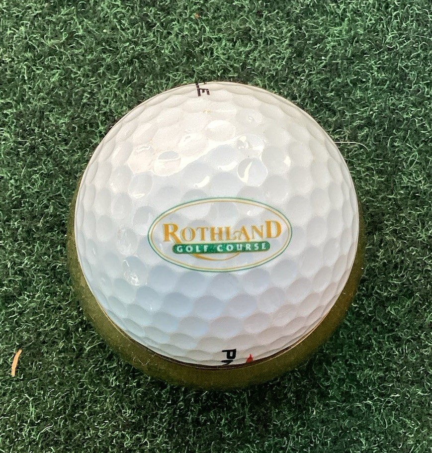 Rothland Golf Course Logo Display Golf Ball Pinnacle