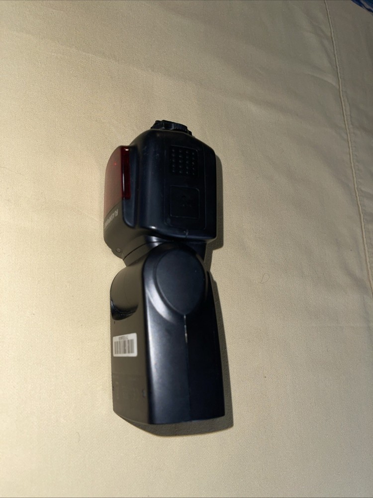 (Rl2) Flashpoint Zoom Li-ion R2 TTL On-Camera Flash includes battery