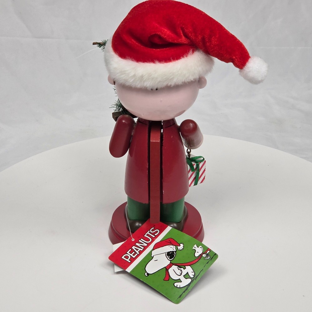 Peanuts Charlie Brown Nutcracker 8.5"