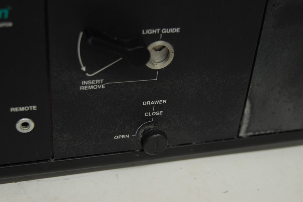 Linvatec Intravision 8425A Automatic Light Source